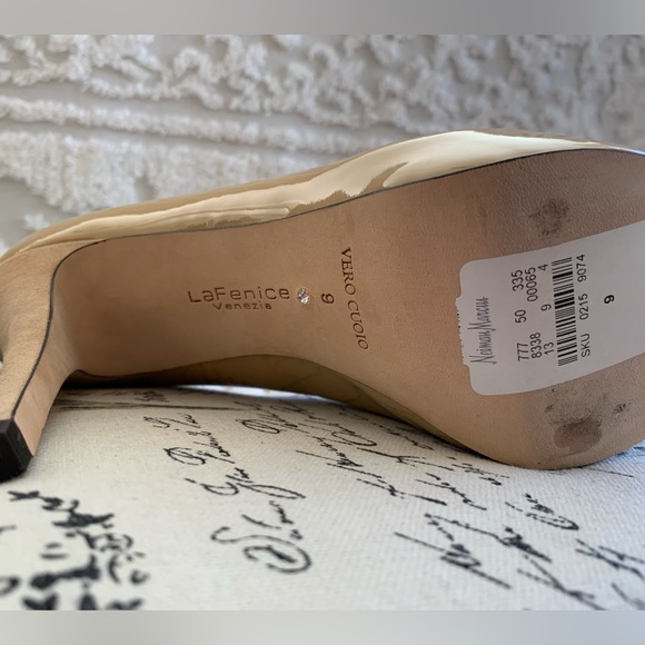 NWT LaFenice Venezia Light Beige Patent Leather/Suede Platform Peep Toe Pumps 9 - Picture 7 of 12